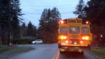Caught on Cam: Disturbing driving near school bus